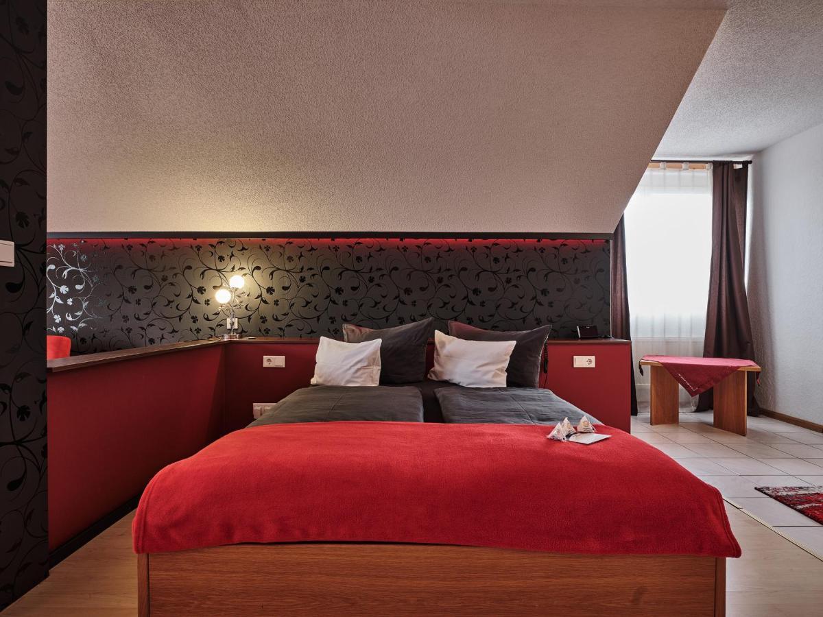 Tiptop Hotel Am Hochrhein Бад-Зекинген Экстерьер фото